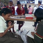 Vecinos promueven la lectura y talleres para jóvenes de escasos recursos