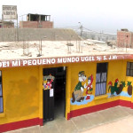 Niños y niñas del PRONOEI en zona de Víctor Chero estudian en precarias condiciones