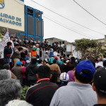 Desde las 8 de la mañana, comerciantes se reúnen para participar en la marcha hacia el municipio
