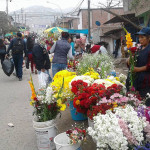 Pobladores visitaron tumbas de sus seres queridos por el Día de los Muertos