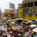 Vecinos se quejaron por aglomeración de ambulantes informales en Ciudad De Dios