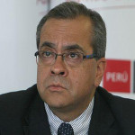 Población considera que la interpelación del ministro Jaime Saavedra se debería a intereses políticos