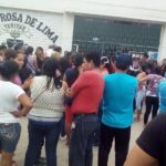 Padres de familia denuncian corrupción en el colegio parroquial Santa Rosa de Lima