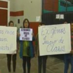 Padres exigen reinicio de clases escolares en Villa EL Salvador