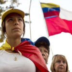 Ciudadanos venezolanos apoyan a presidente PPK tras pedido de vacancia