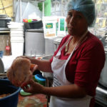 Encuentran irregularidades en alimentos entregados por la Municipalidad de Villa El Salvador a comedores populares