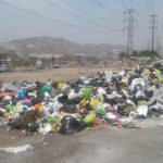Villa María del Triunfo: Vecino pide que Municipio recoja la  basura que se encuentra frente a SENATI