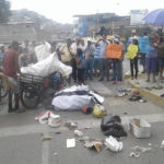 Villa María del Triunfo: Pobladores protestan frente a Palacio de la Juventud por ineficiencia de recojo de basura
