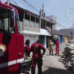 Familia pierde todo tras incendiarse su vivienda en Villa el Salvador