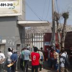 Villa María del Triunfo: Obreros pugnan por puestos de trabajo en Complejo Deportivo Andrés Avelino Cáceres