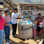 Sadapal entrega donación de tanques para familias vulnerables
