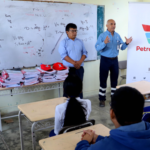 Petroperú contribuye a la educación de escolares de Villa El Salvador
