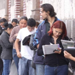 HAY MÁS DE UN MILLÓN Y MEDIO DE JÓVENES QUE NO ESTUDIAN NI TRABAJAN